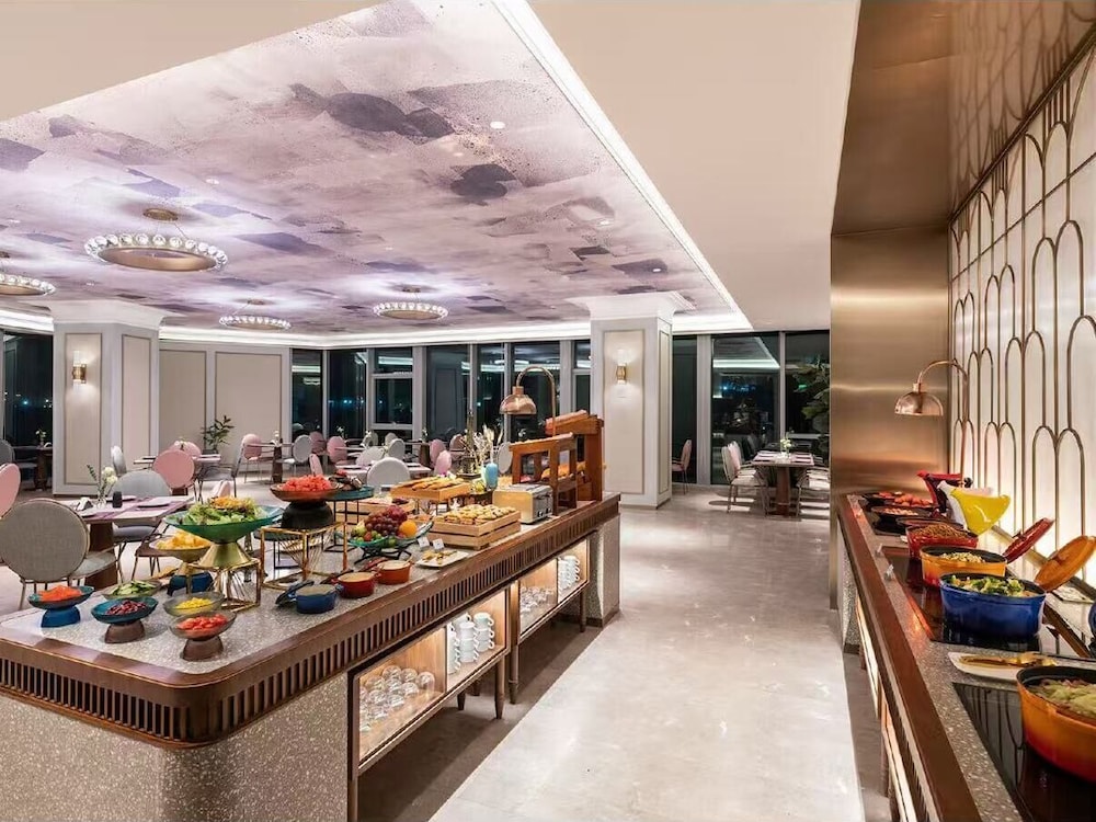 Mercure Shanghai Waigaoqiao Free Trade Zone 32/45