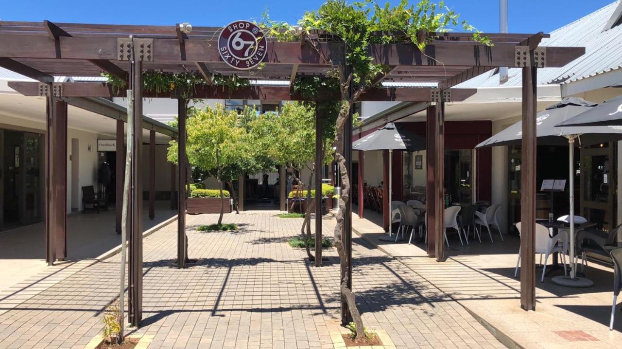 Stay@67 Apartments, Dullstroom 24/25