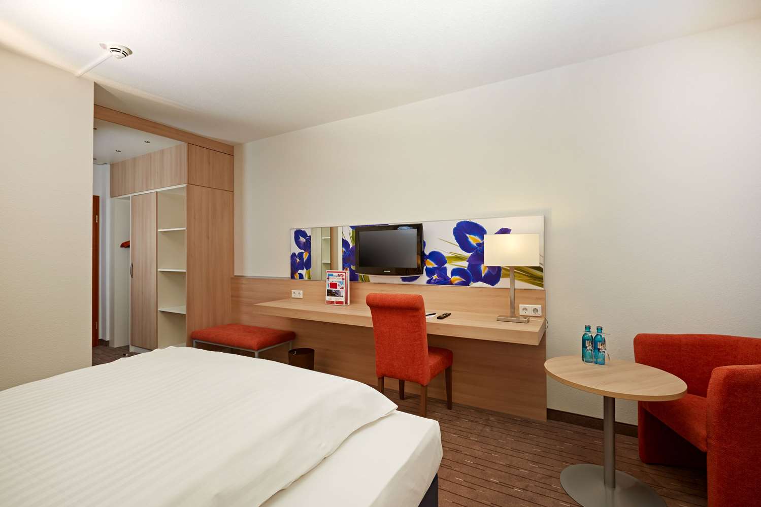 H+ HOTEL WIESBADEN NIEDERNHAUSEN 29/66