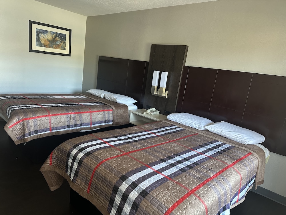 Scottish Inns Gordon Hwy 5/18
