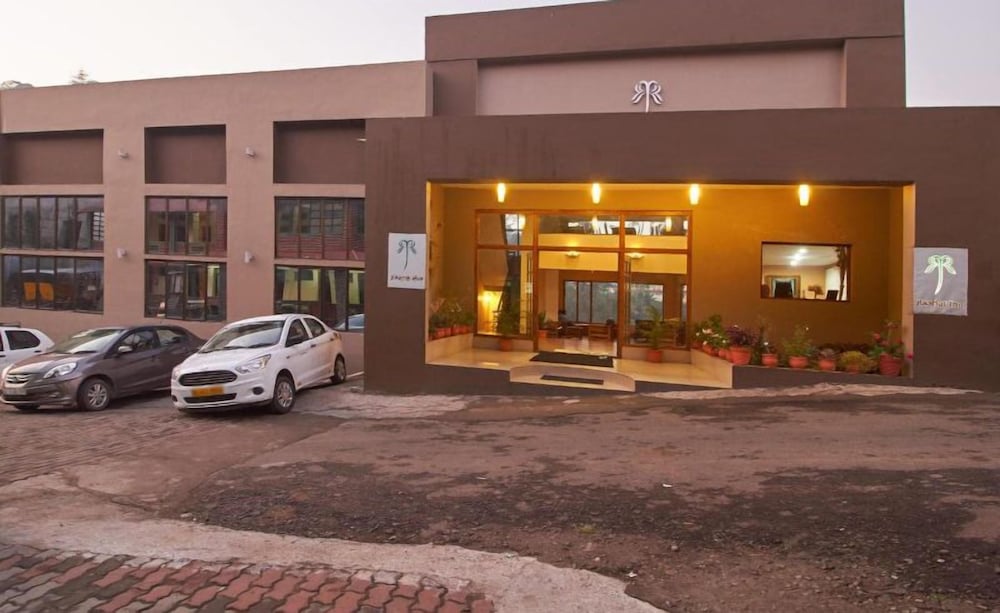 RAAHAT INN 14/15