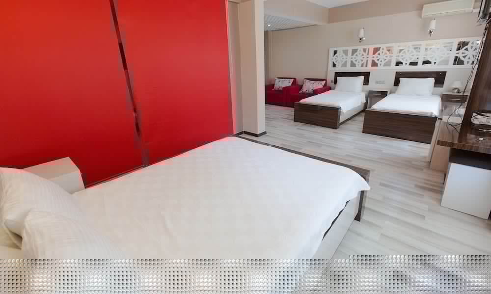 Ozbay Hotel 8/50
