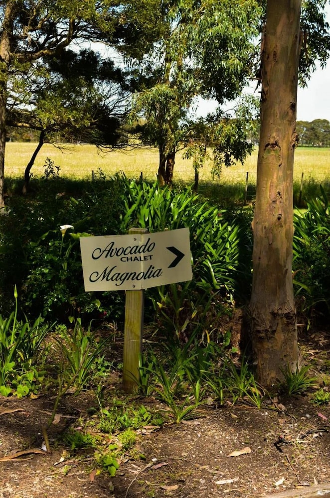 Clarendon Chalets 1/50