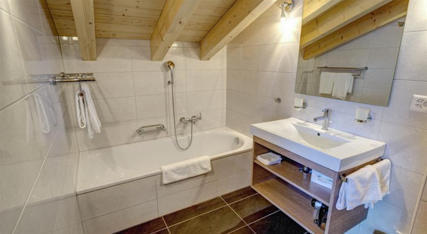 City Hotel Haupthaus And Nebenhaus 13/14