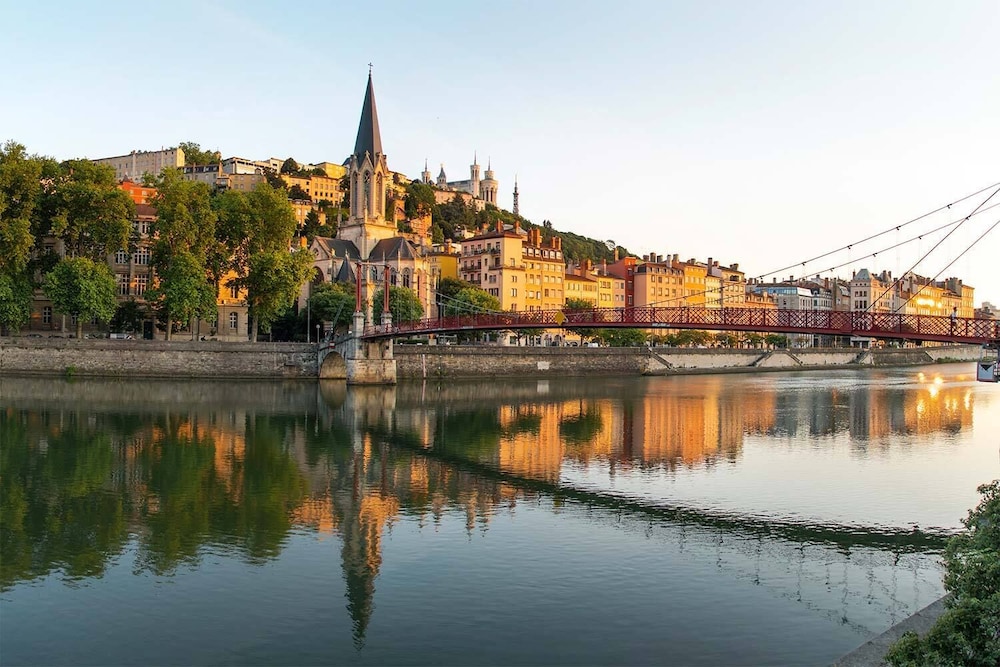 Novotel Lyon Gerland Musee des Confluences 55/62