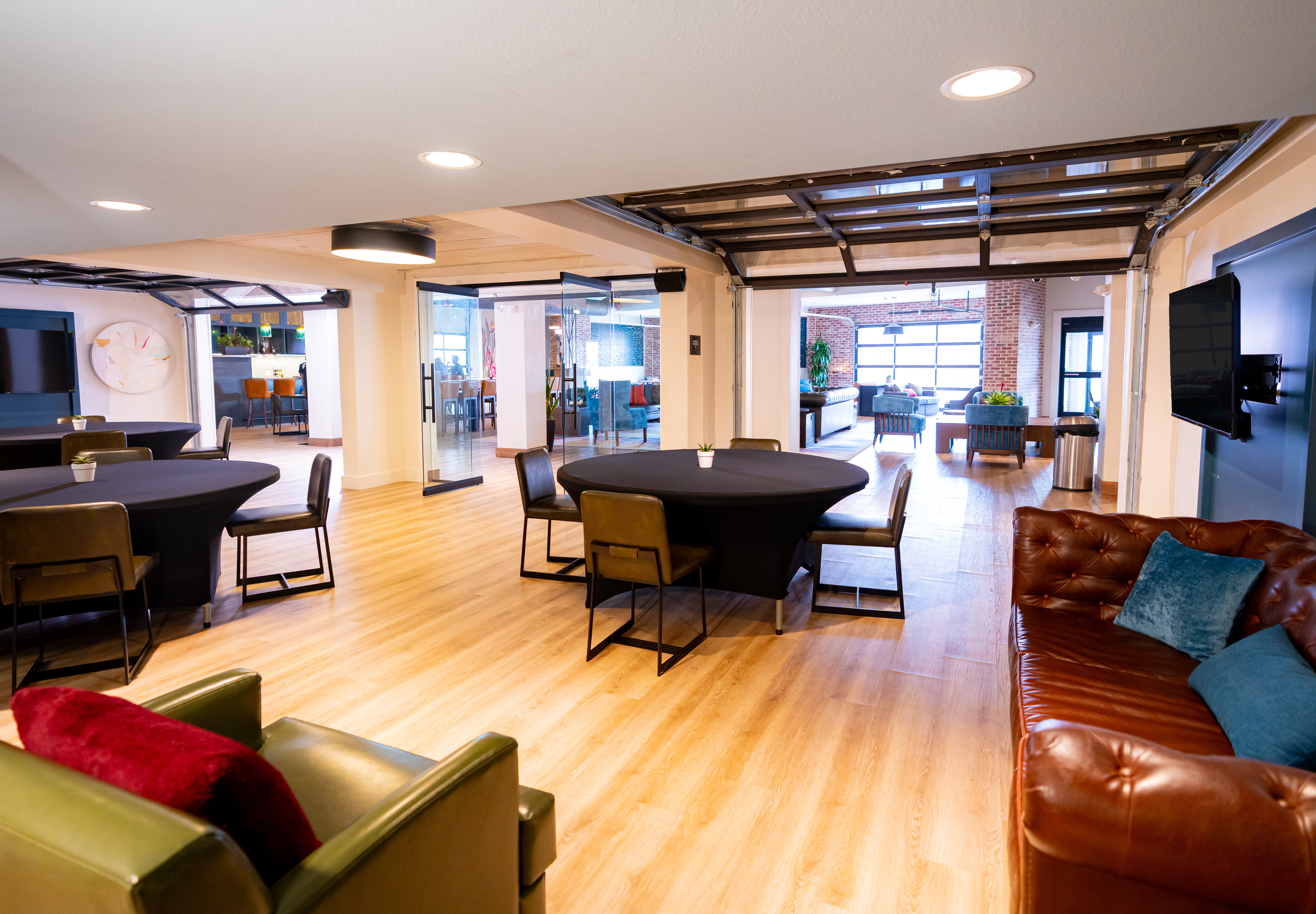 voco College Station Aggieland by IHG 32/46