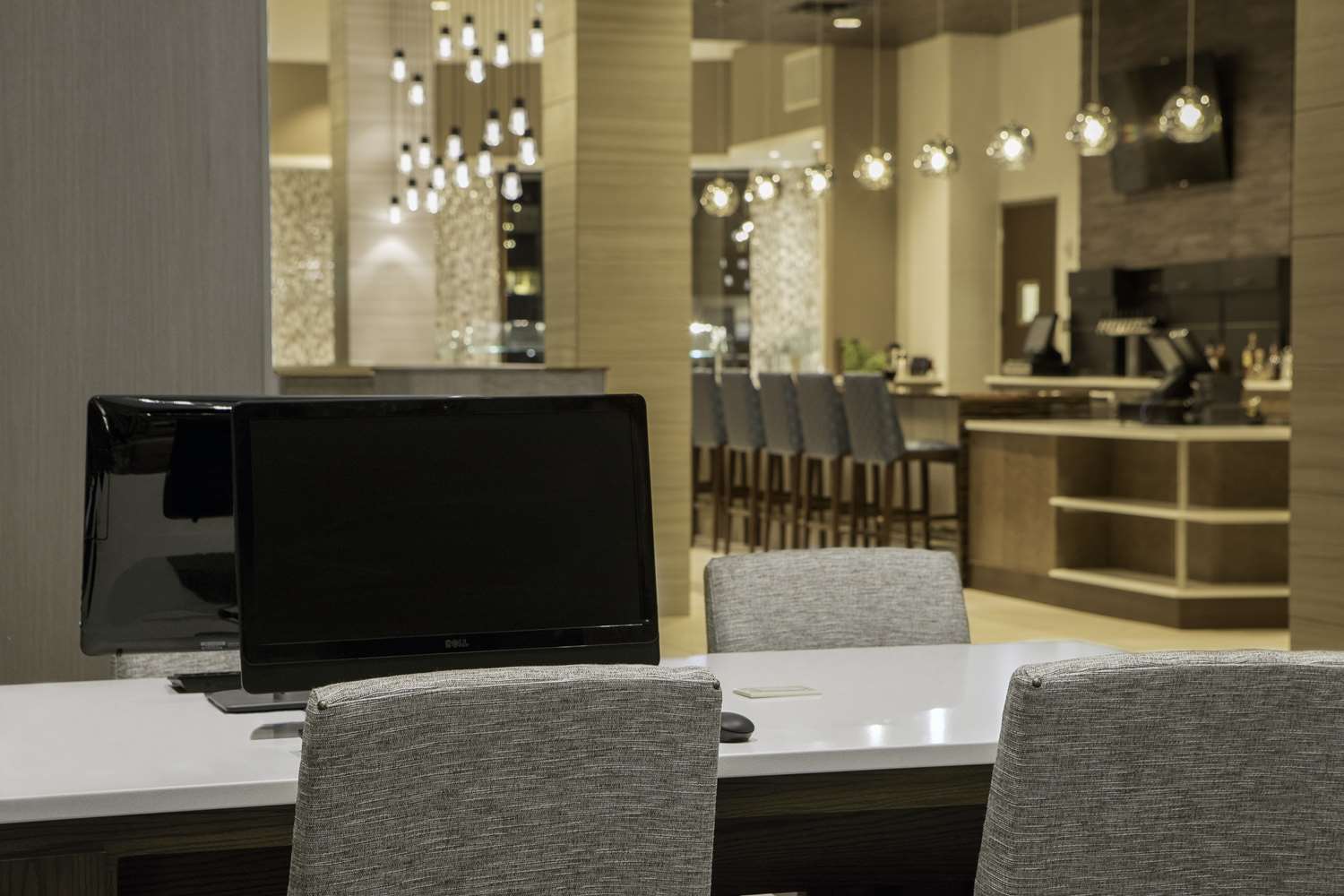 Hilton Garden Inn Minneapolis University Area 50/54