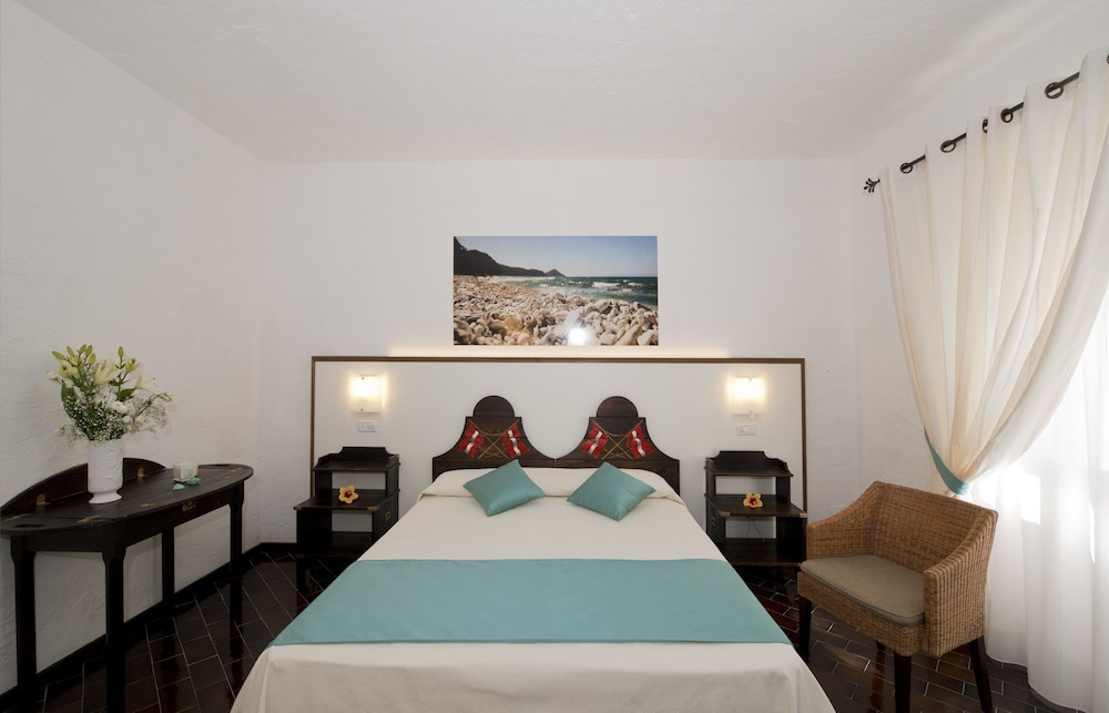 Cala di Mola 26/50
