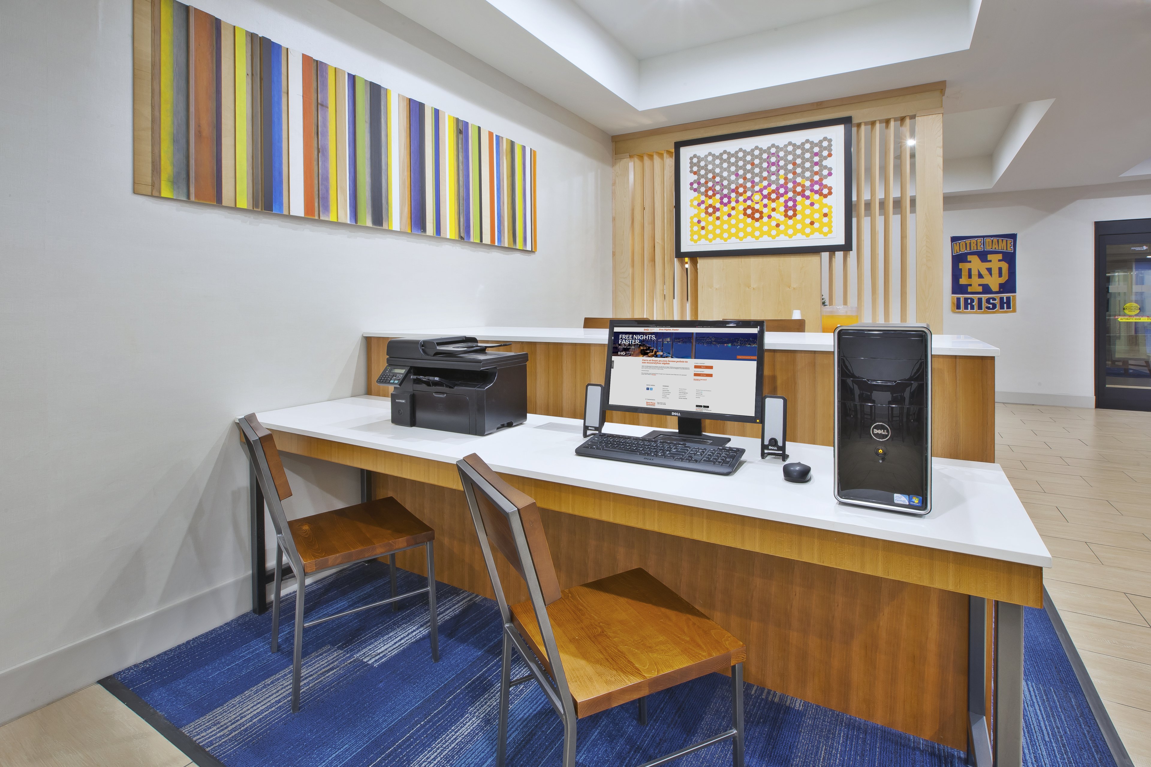 Holiday Inn Express Hotel Suites Niles 46/51
