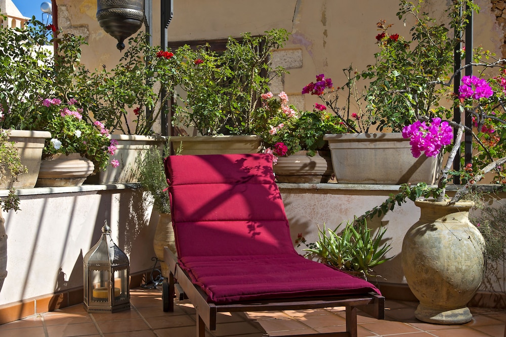 Hotel Ionas 47/61