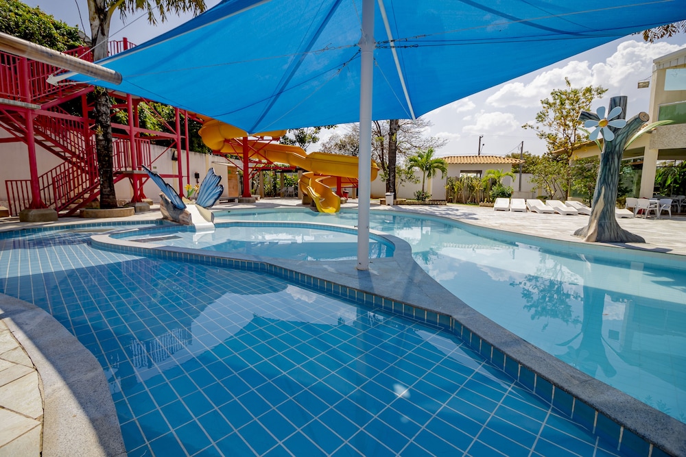 Diroma Internacional Resort 66/80