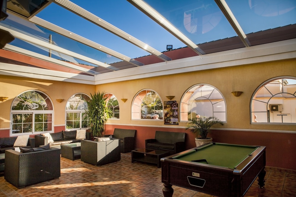 Hotel Los Arcos 38/63