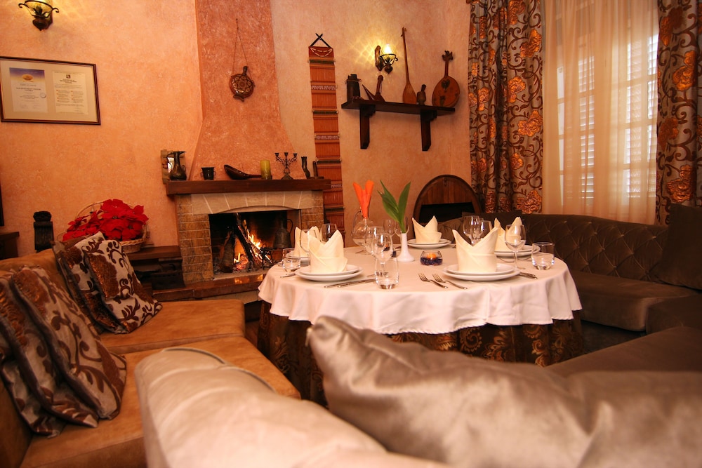 Hotel Boutique Restorant Gloria 36/50