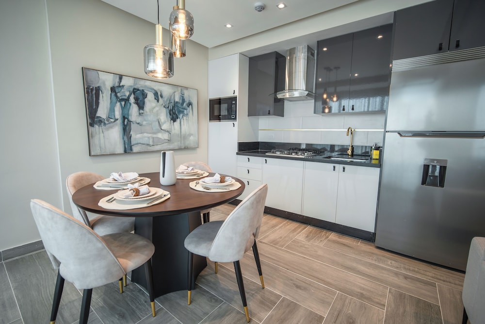 Aston Rubi City Suites 44/51
