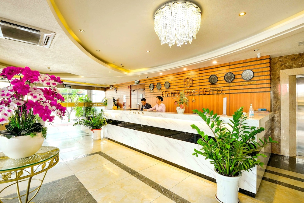 Happy Life Hotel 12/86