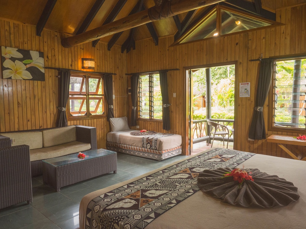 Uprising Beach Resort 49/72
