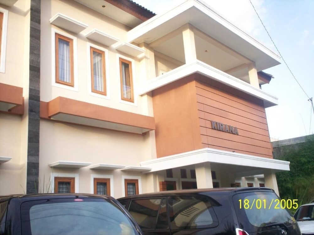 Hotel Kirana 7/54