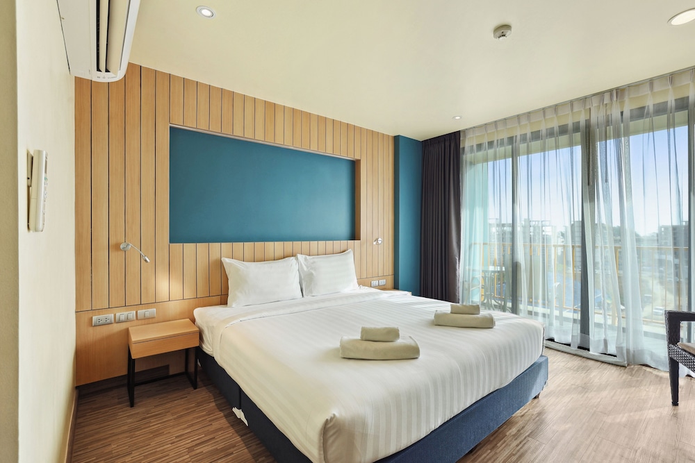 Dome Kata Resort 45/76