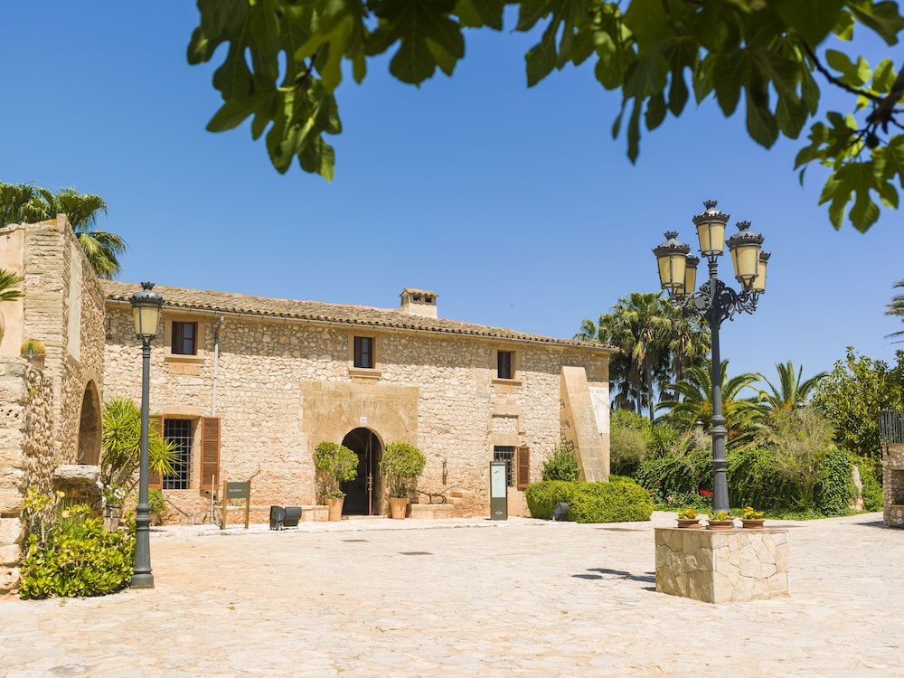 Sa Bassa Rotja Ecoturisme in PORRERES