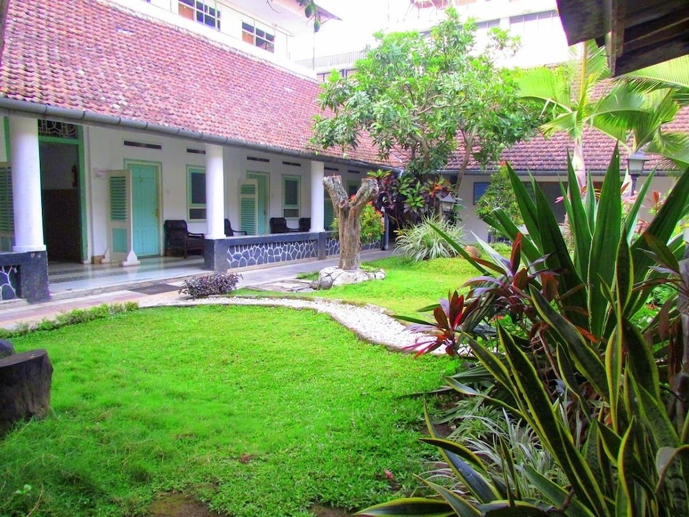 Riche Heritage Hotel 32/34