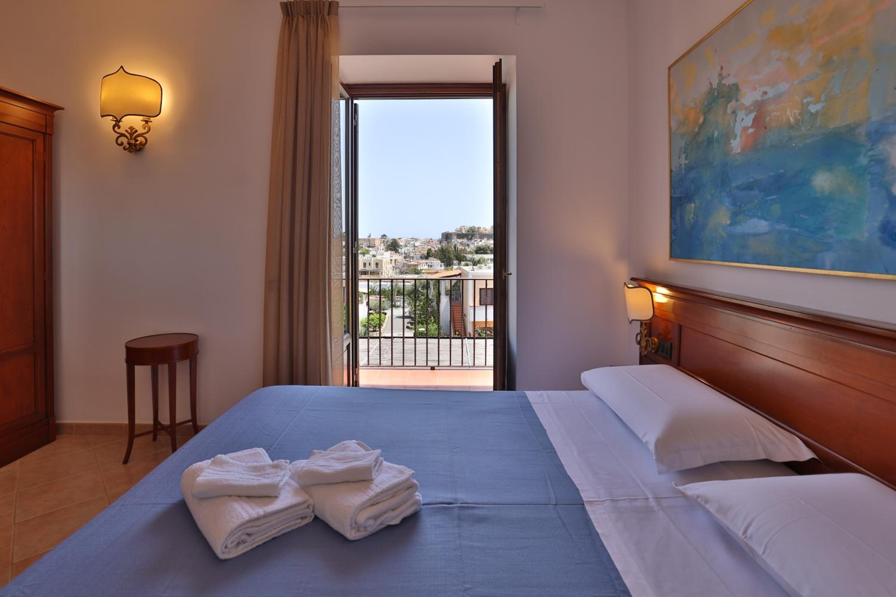 Room, Double Bed, Sea View