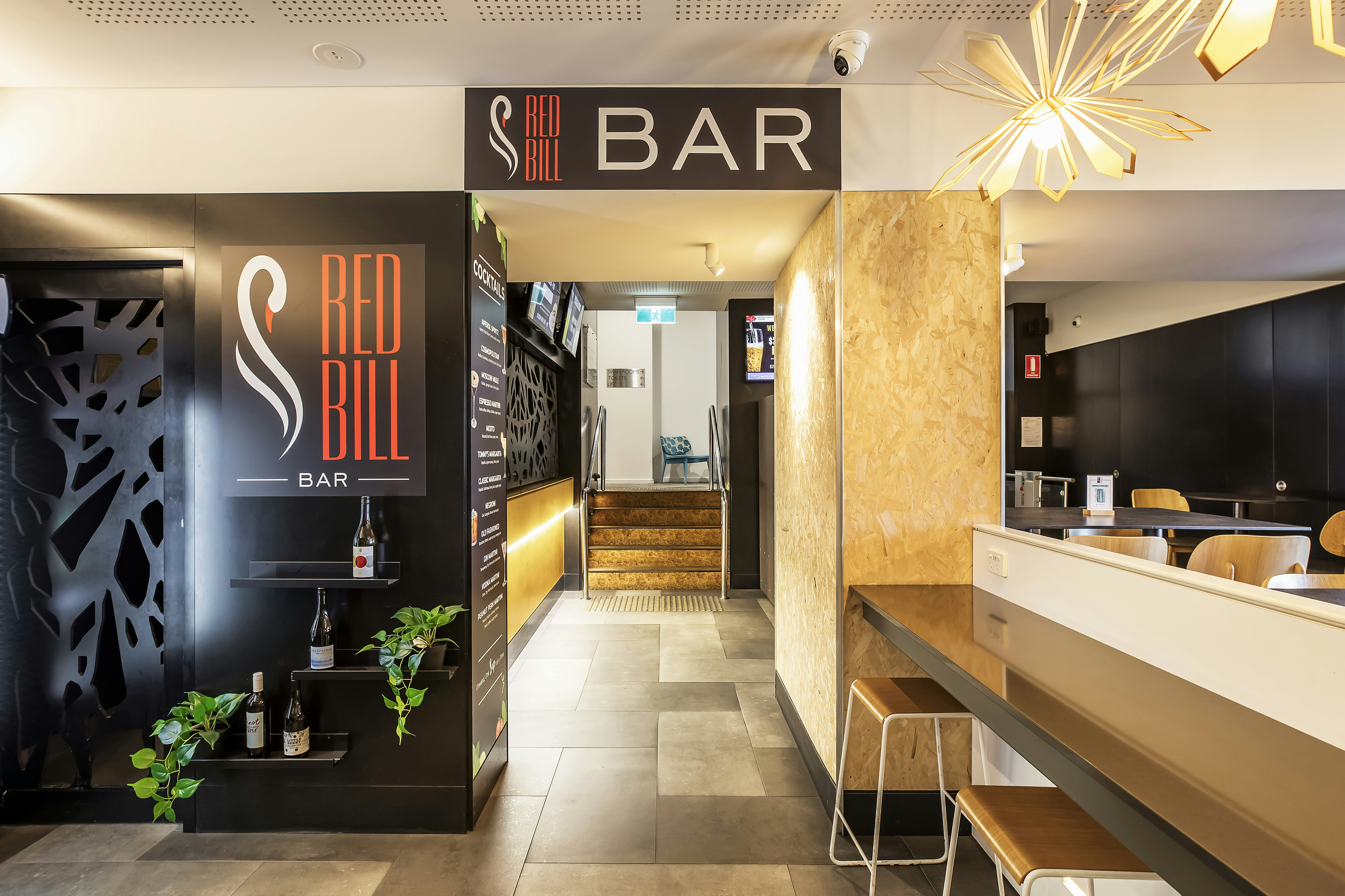 Metro Hotel Perth 6/48