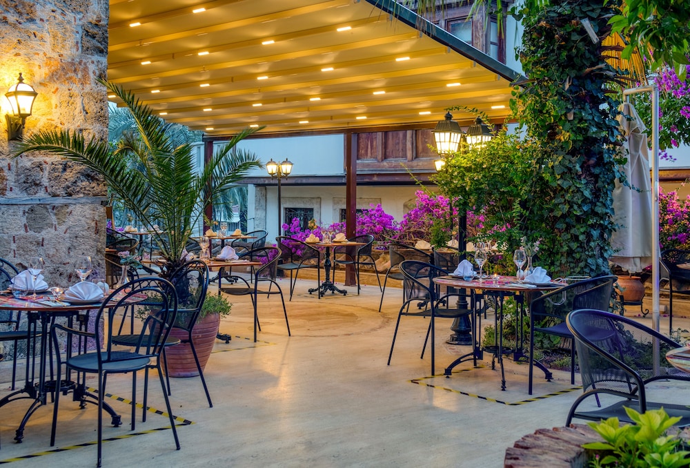 Dogan Hotel 57/72