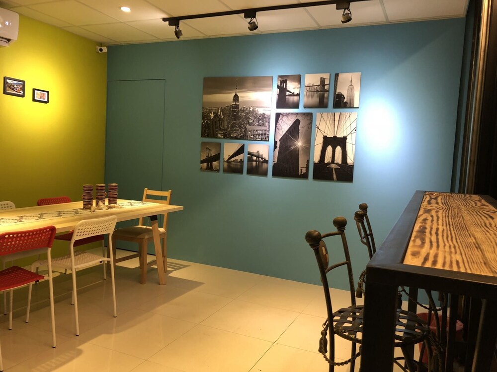 Xi Yin Zhi Su B&B 26/28