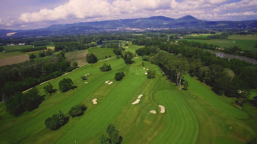 GOLF HOTEL DE GRENOBLE 40/53