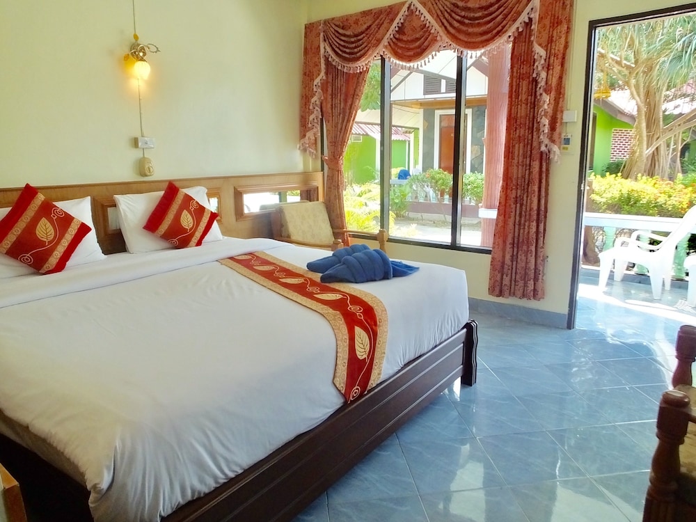 BLUE ANDAMAN LANTA RESORT 9/71