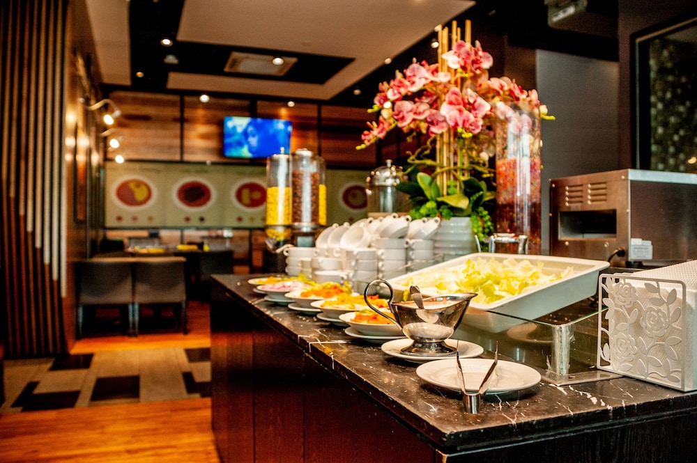 FEECO HOTEL KUALA LUMPUR 32/51
