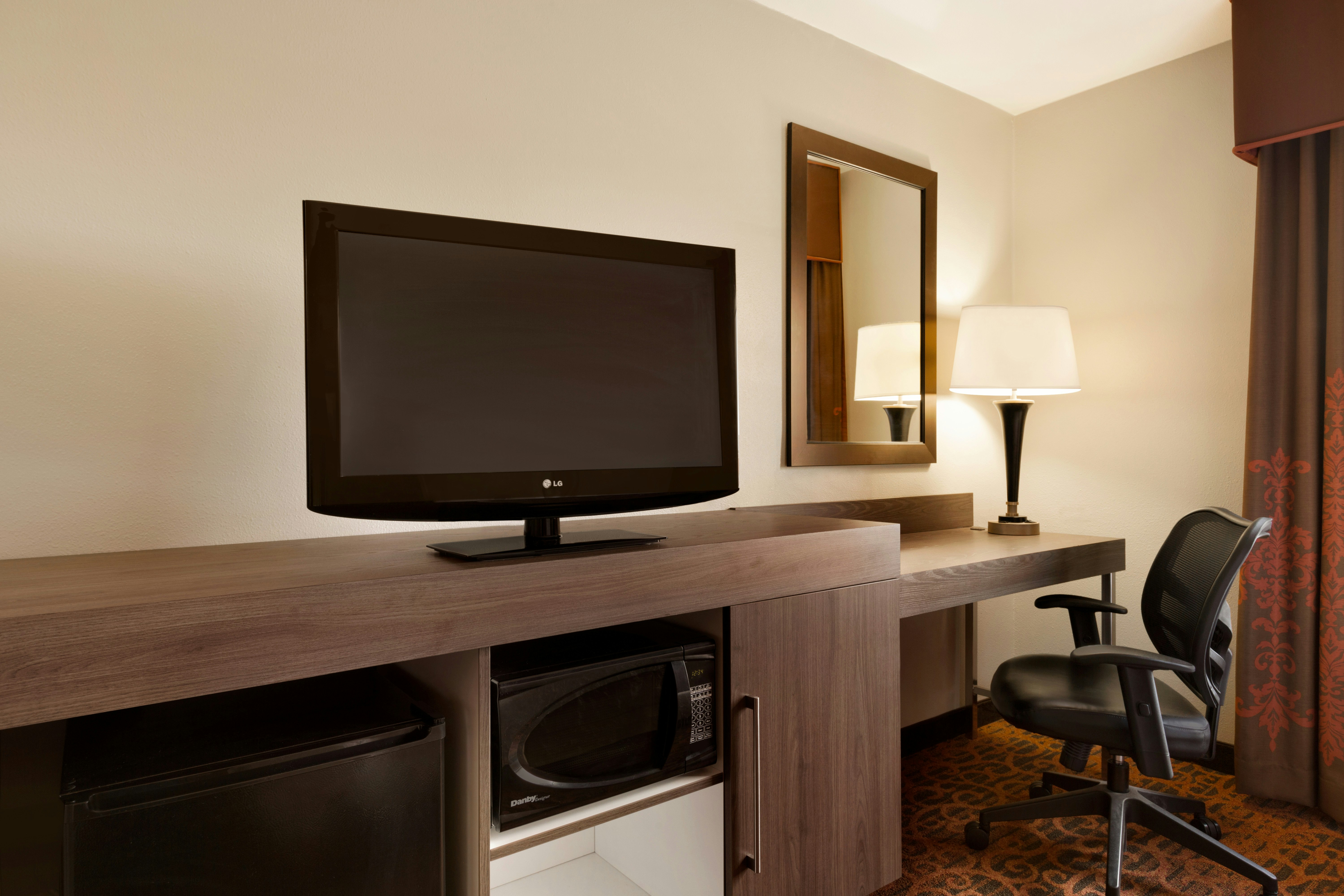 Hampton Inn Wichita Falls Sikes Senter Mall 29/36