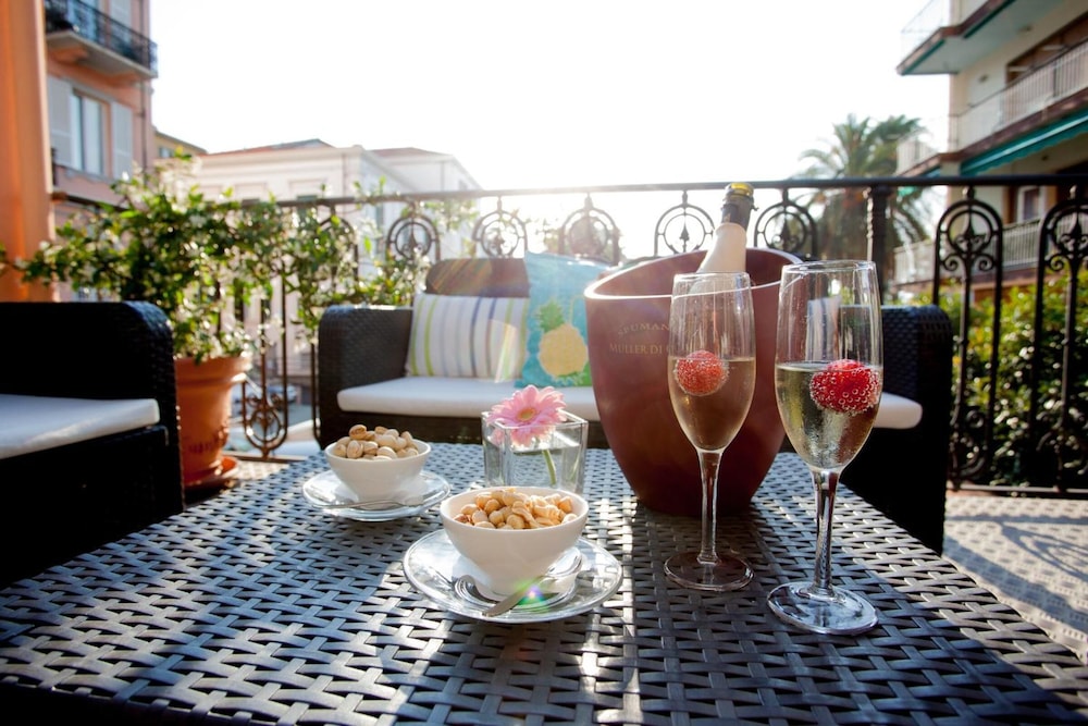 Belsoggiorno Hotel 40/50
