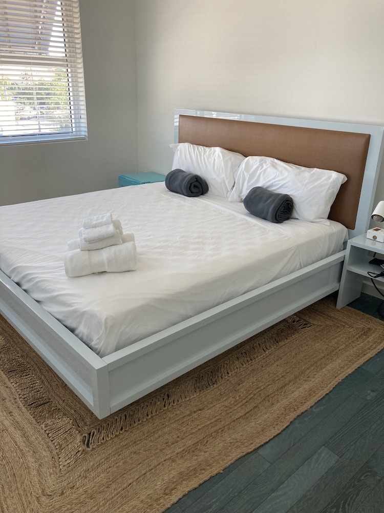 Global Luxury Suites At The Apex Miami 13/50