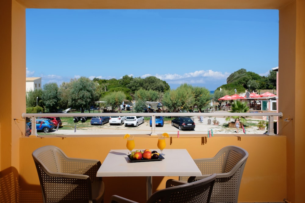 Canal D Amour Apartments 30/47