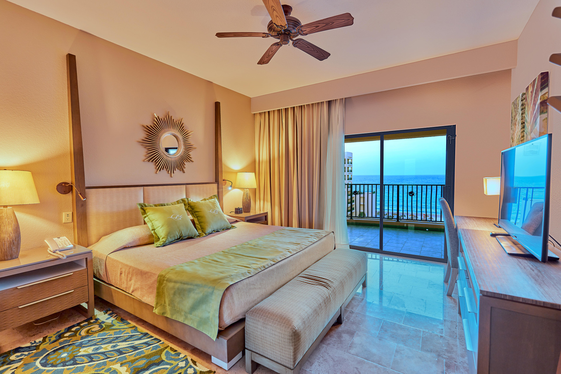 Master, Suite, Sea View