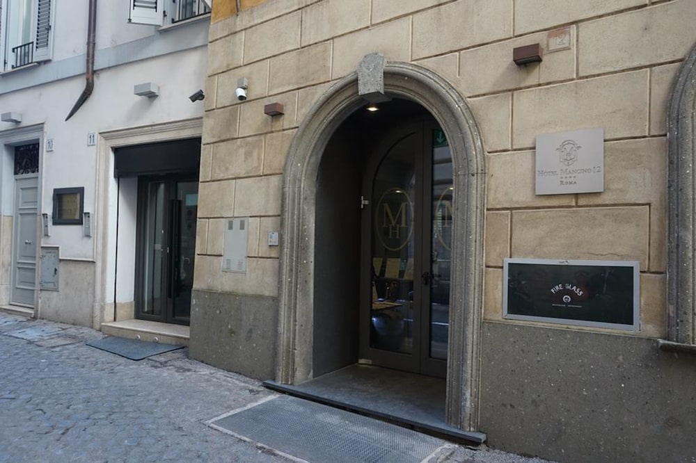 Hotel Mancino 12 30/32