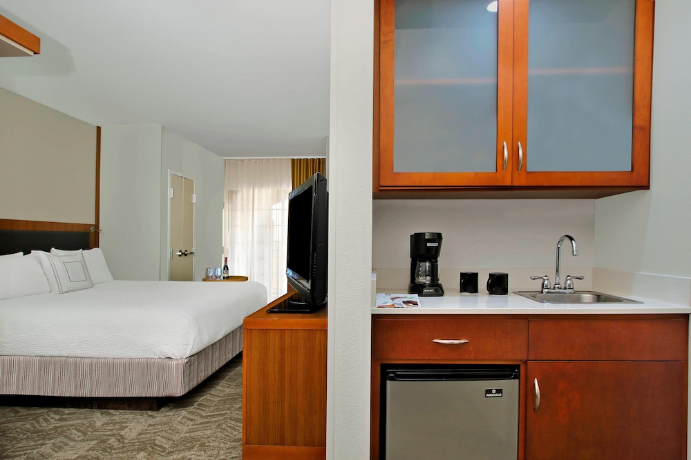 SpringHill Suites by Marriott Madera 16/41