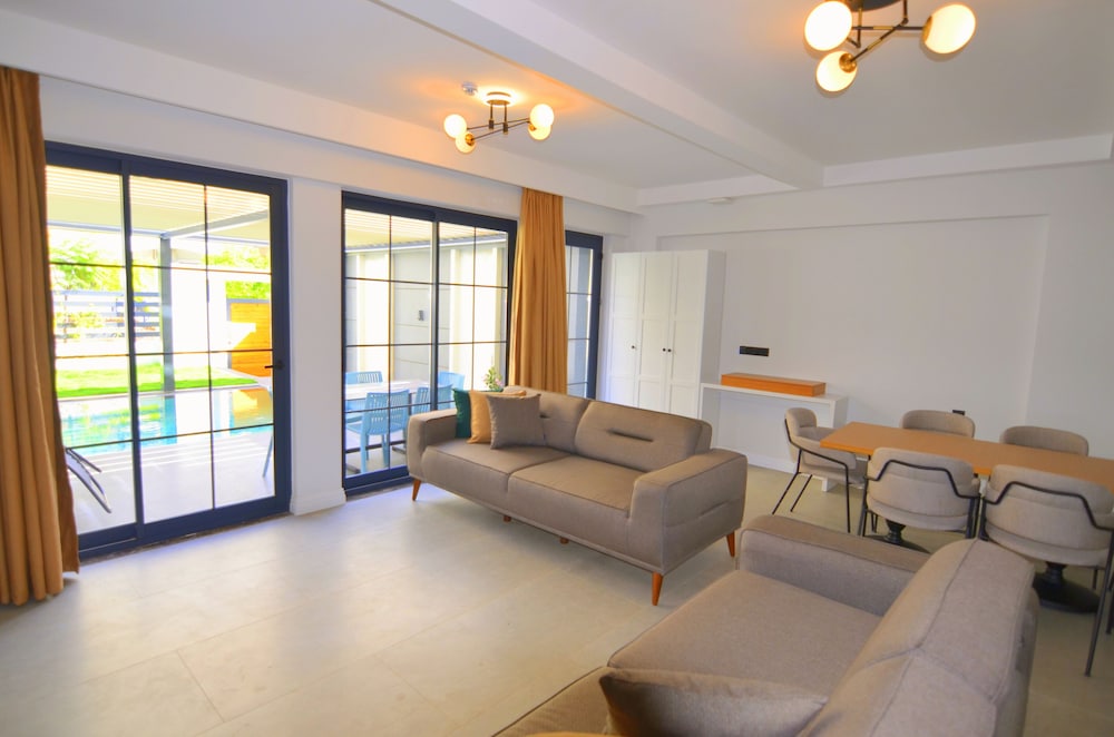 Juglans Suites 29/49