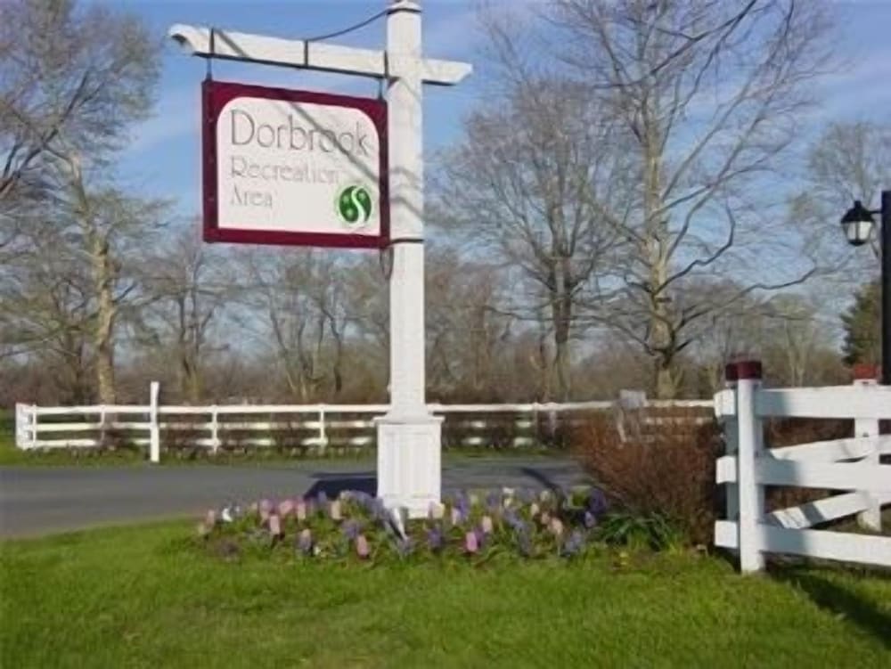 Colts Neck Inn Hotel 8/64