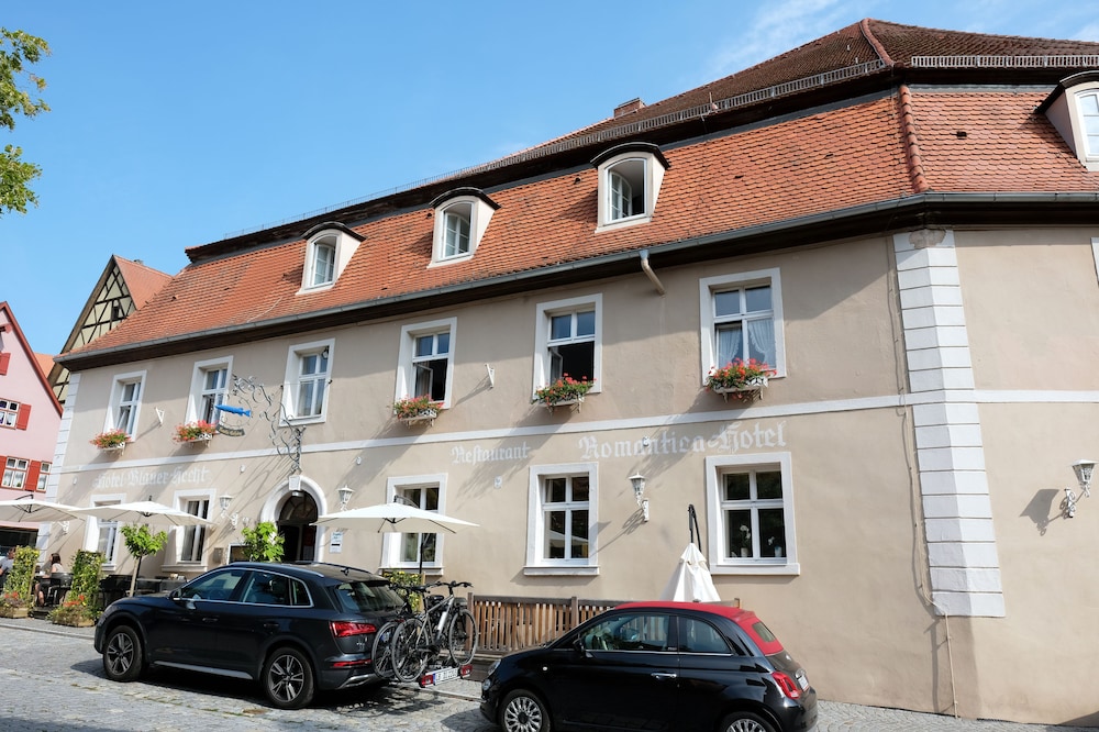 Romantica Hotel Blauer Hecht 53/57