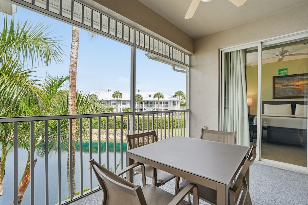 Greenlinks Golf Villas At Lely Resort 56/76