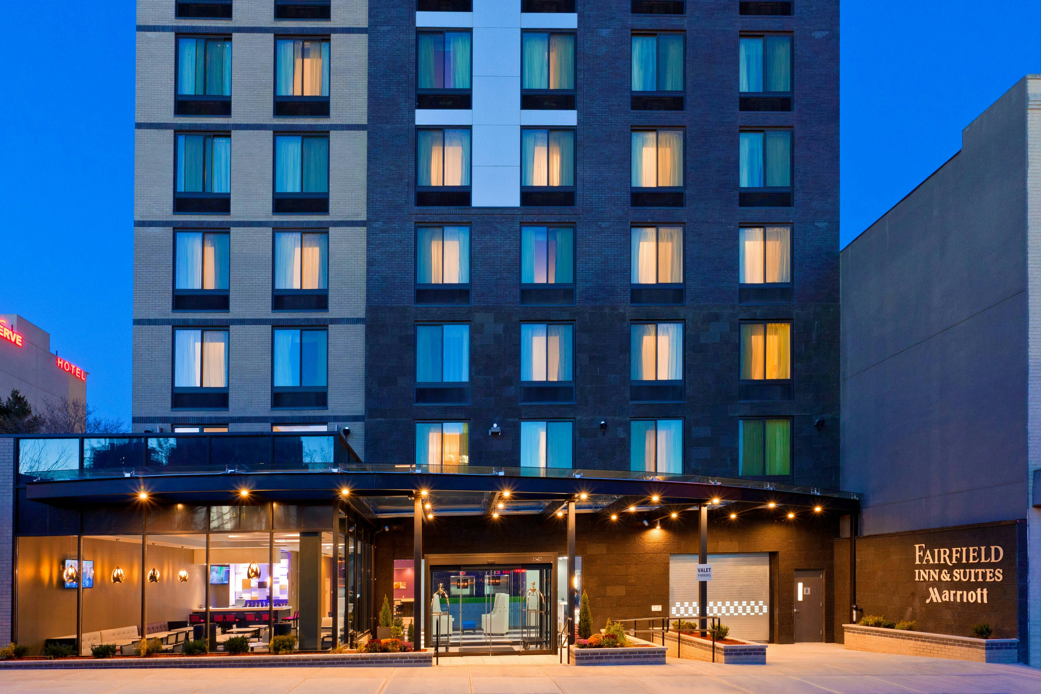 FAIRFIELD INN AND SUITES NEW YORK QUEENS/QUEENSBORO BRIDGE 1/8