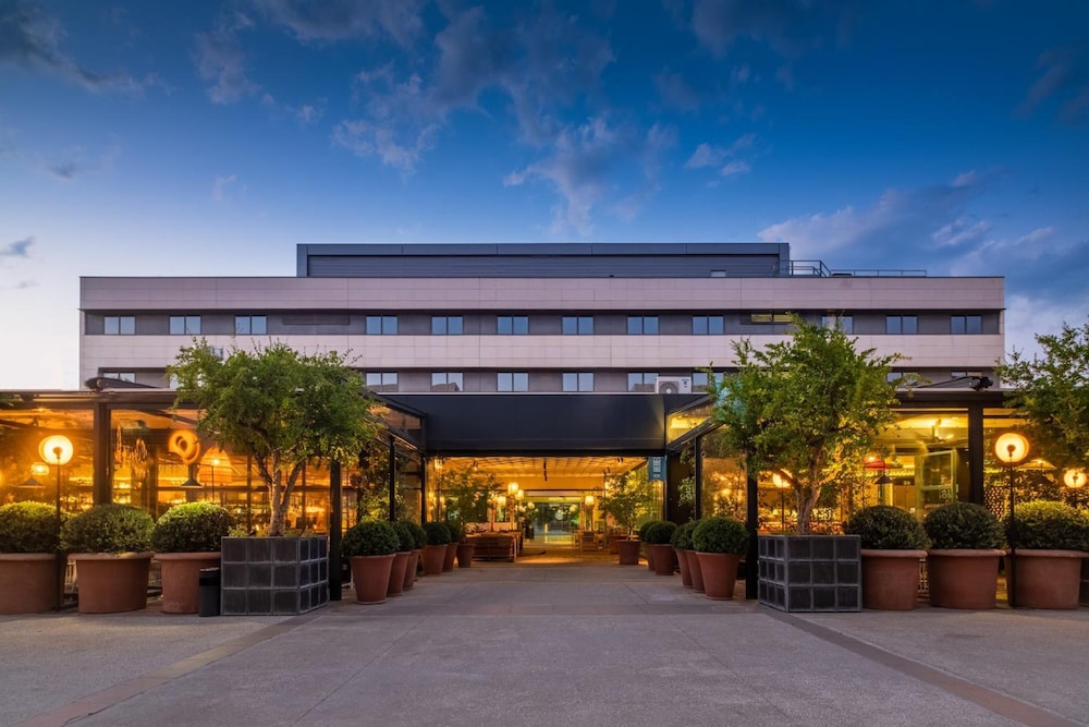 Hotel Aravaca Village 2/55