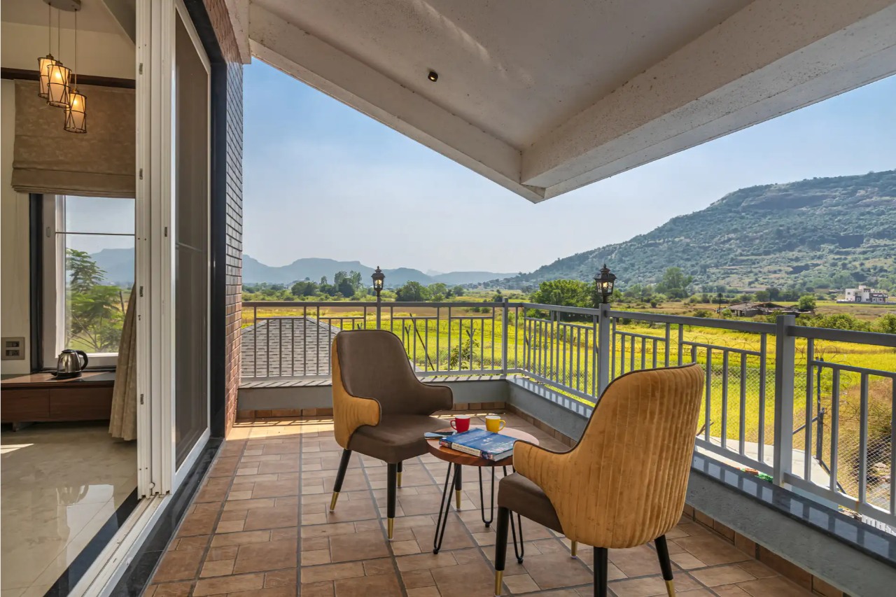 ELIVAAS Nimishka Villa 5 BHK Haven With Pvt Pool, Lavish Garden & Scenic Views 15/24