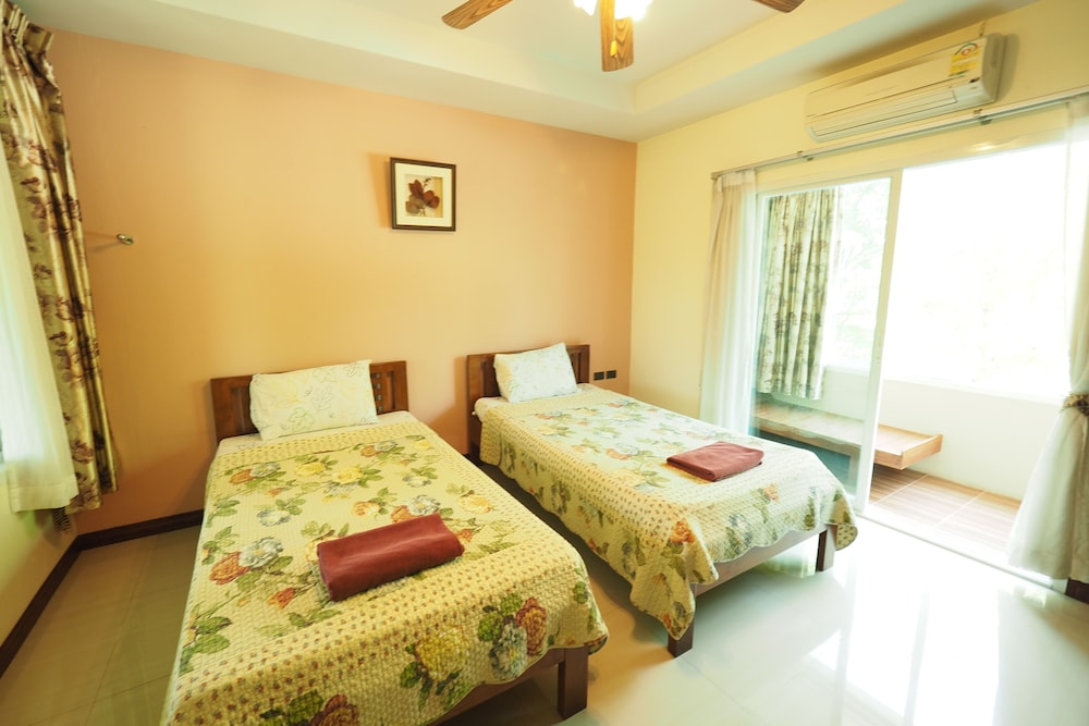 Baan Suan Resort Juree Punsuk 15/40