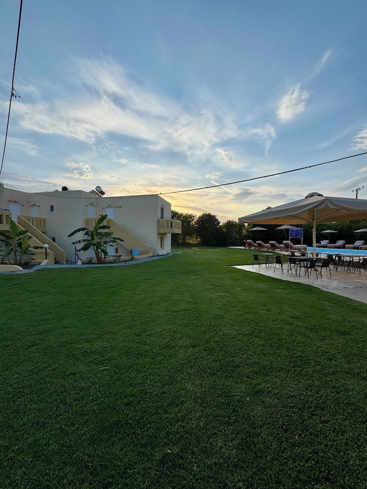 Angelos Studios 26/47