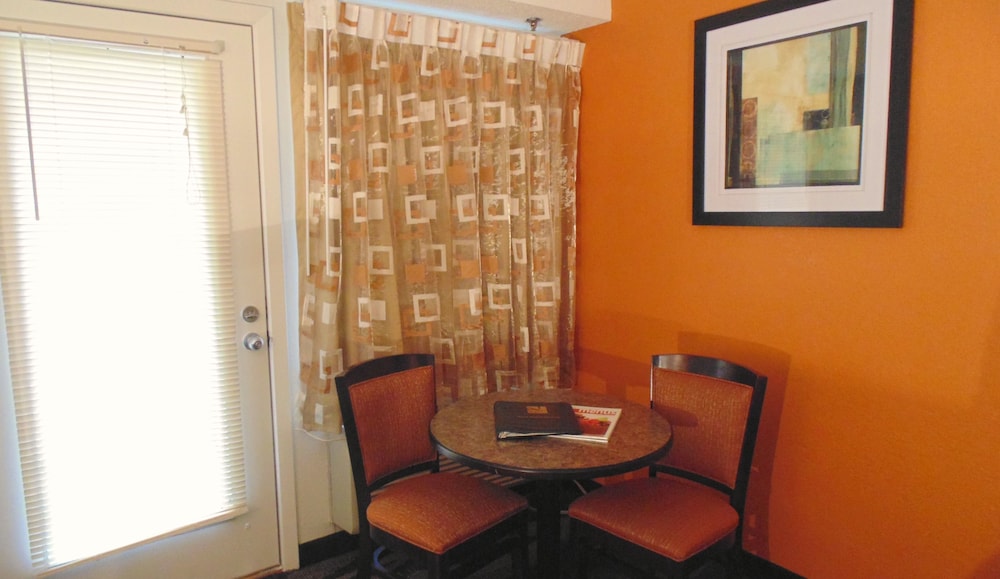 Quality Inn Creekside - Downtown Gatlinburg 38/45