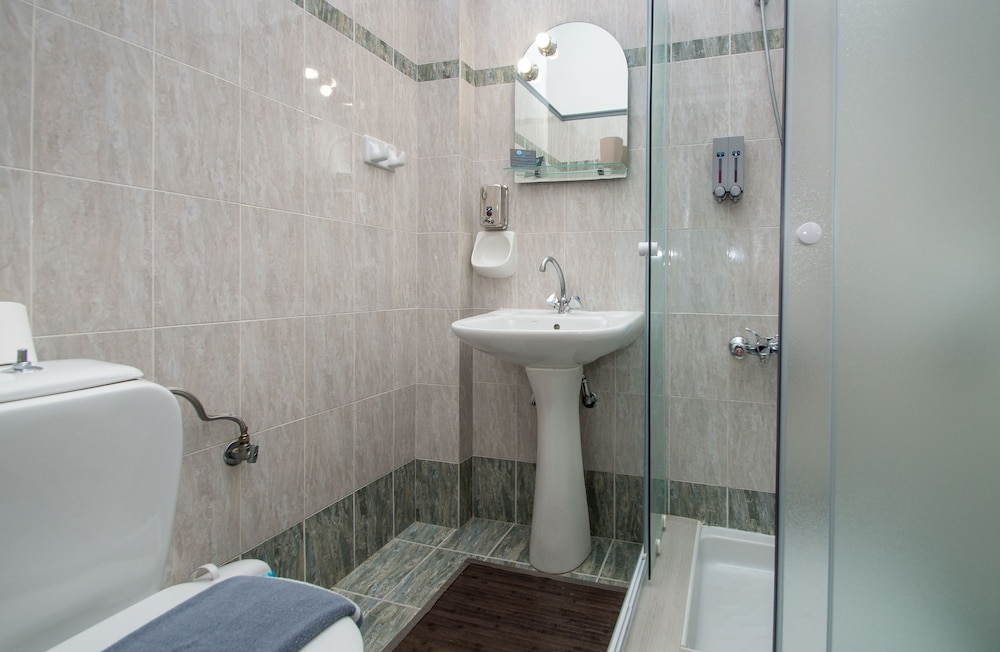 Syros Atlantis Hotel 48/50