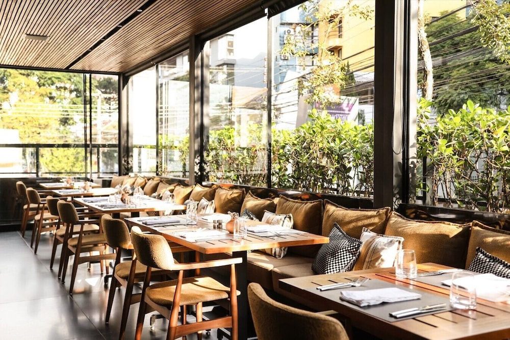 NOMAA HOTEL 31/50